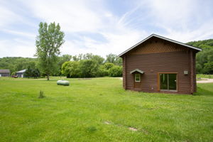  Photo 43