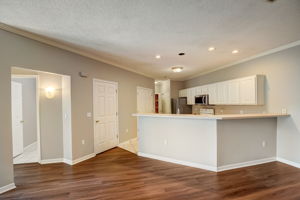 Pineview Cir-019