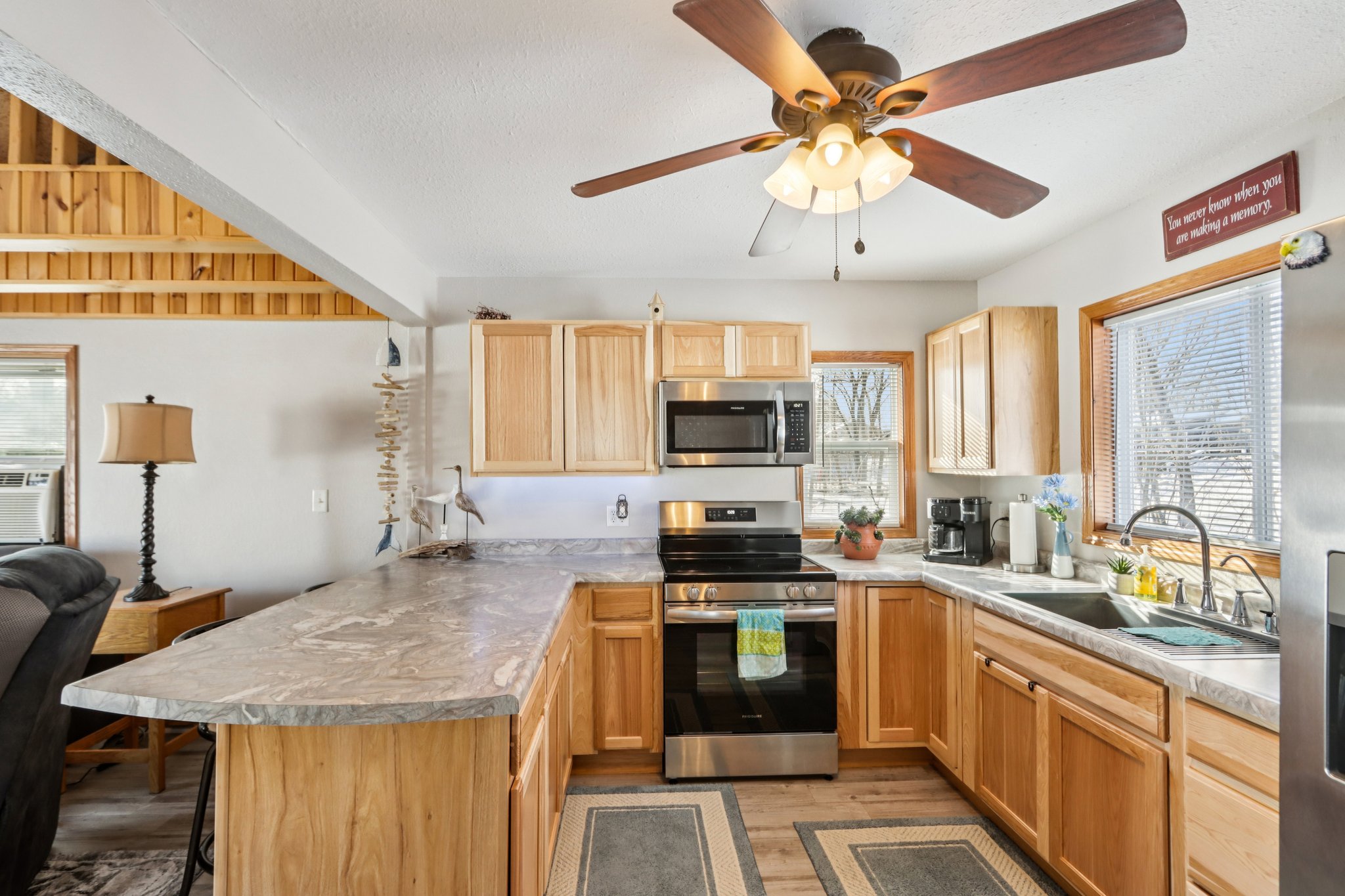 N3704 Co Rd K-S2001-024.jpg