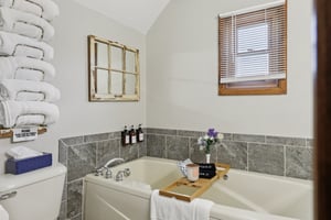 N3820 Fairwood Rd-S3007-027.jpg