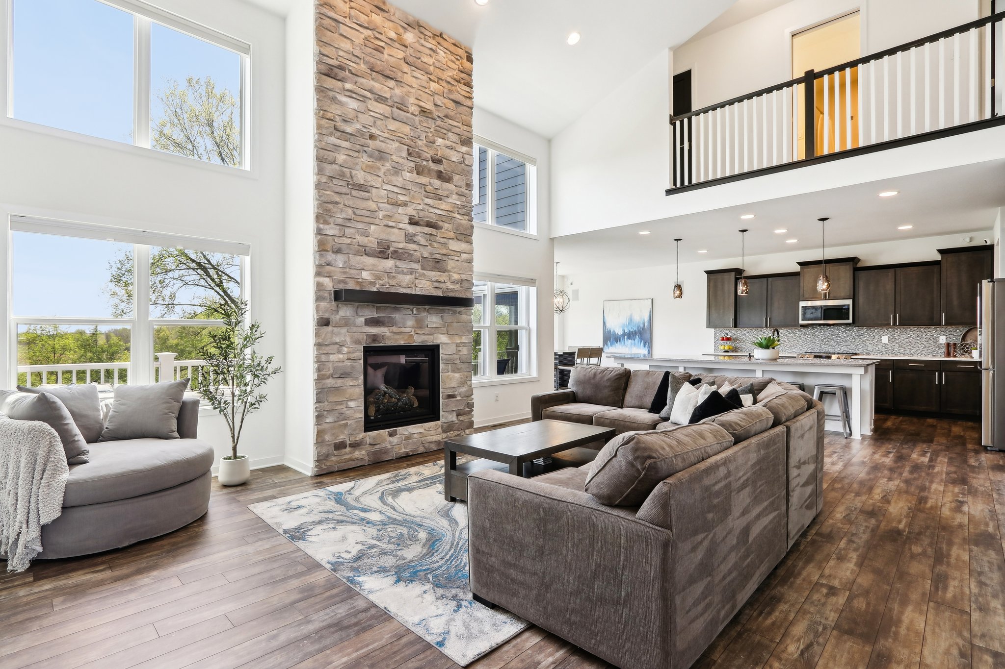 N3W27755 Cloverland Ln-1305-008.jpg