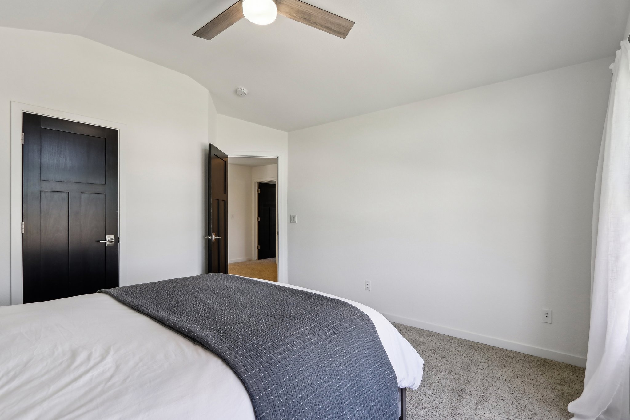 N3W27755 Cloverland Ln-1305-041.jpg