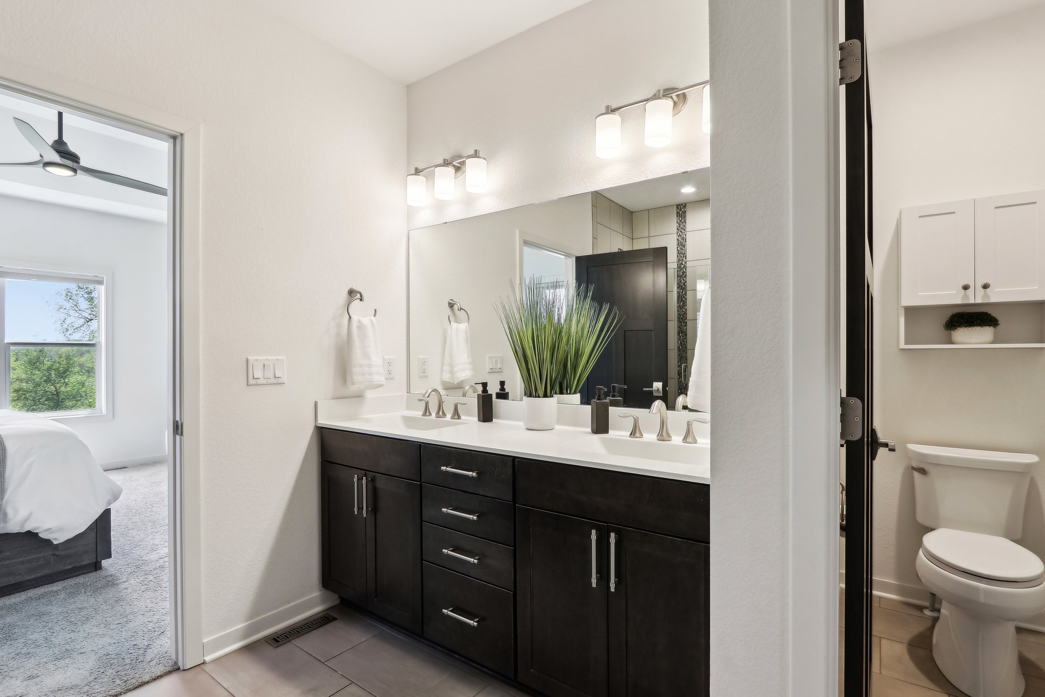 N3W27755 Cloverland Ln-1305-047.jpg