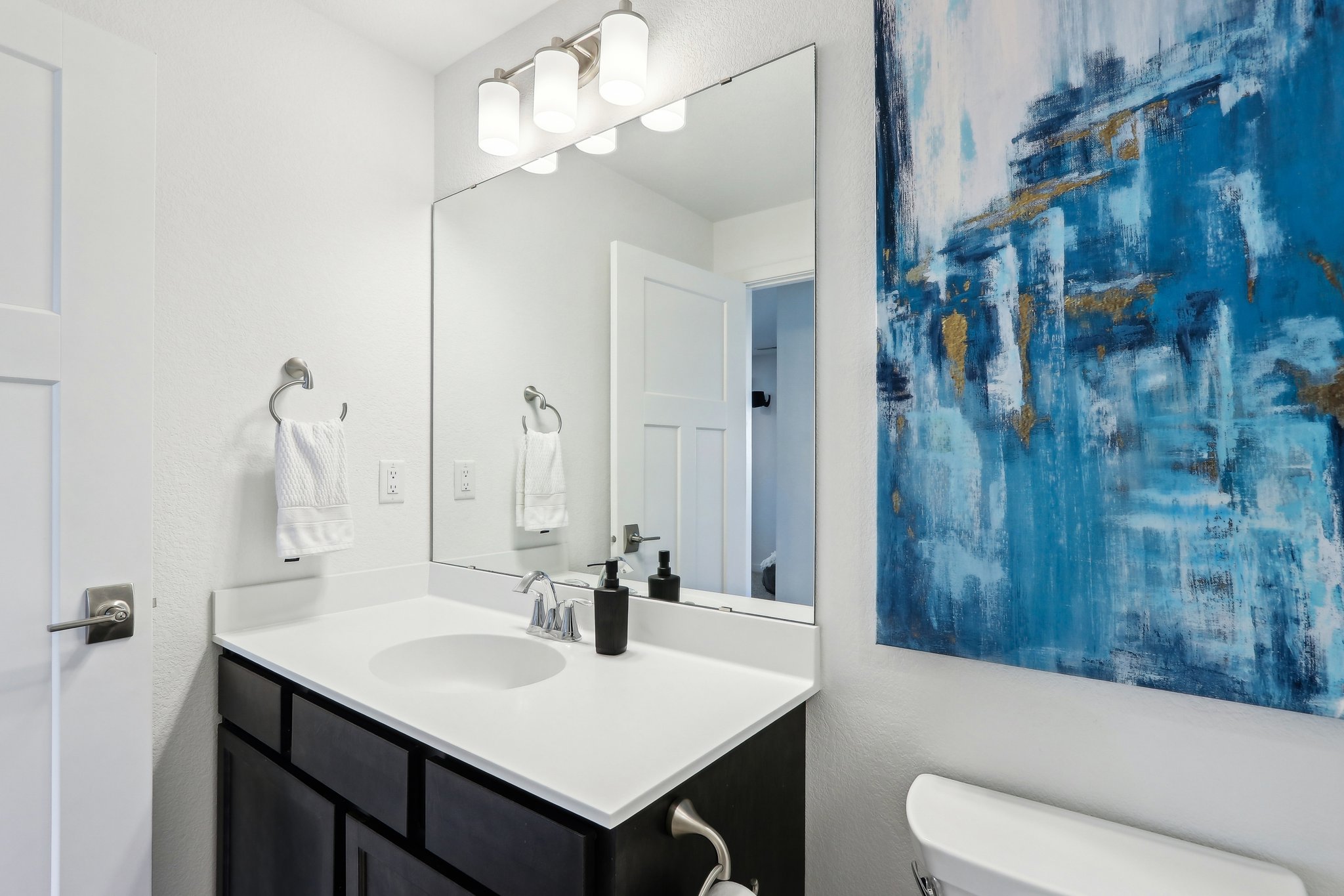 N3W27755 Cloverland Ln-1305-062.jpg