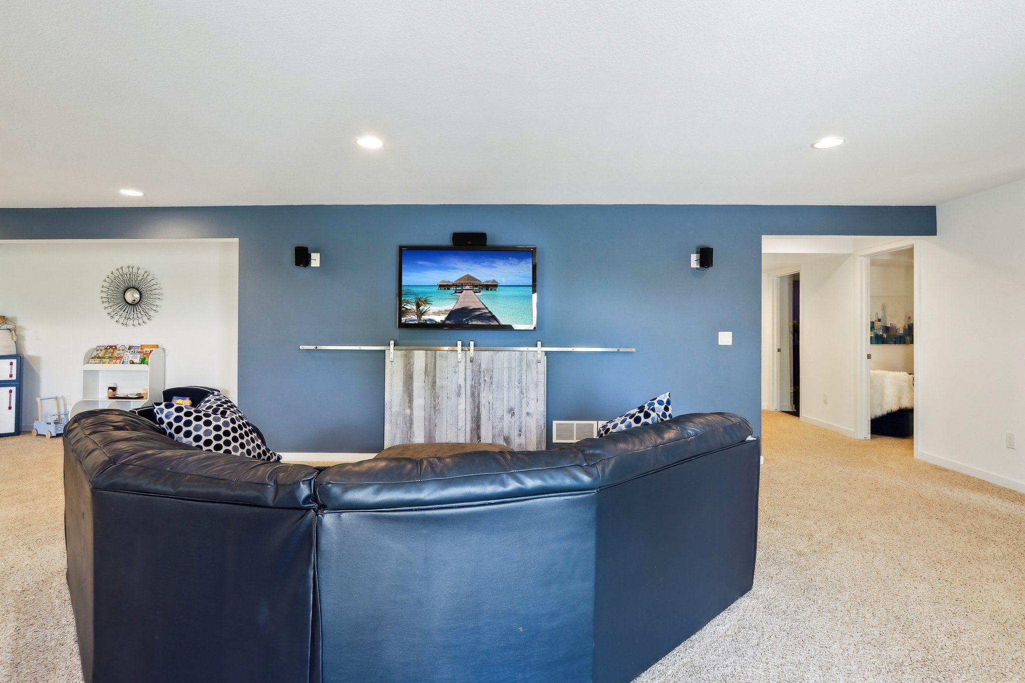 N3W27755 Cloverland Ln-1305-072.jpg