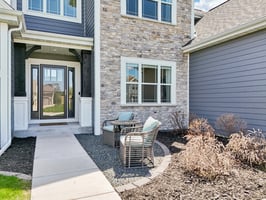 N3W27755 Cloverland Ln-1305-002.jpg