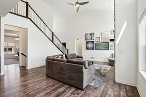 N3W27755 Cloverland Ln-1305-005.jpg