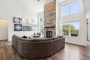 N3W27755 Cloverland Ln-1305-006.jpg