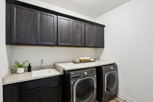 N3W27755 Cloverland Ln-1305-025.jpg