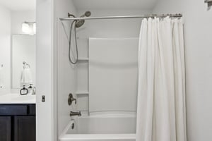 N3W27755 Cloverland Ln-1305-037.jpg