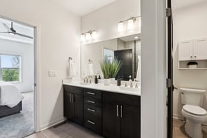 N3W27755 Cloverland Ln-1305-047.jpg