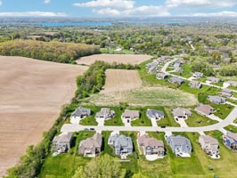 N3W27755 Cloverland Ln-1305-103.jpg