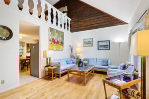 N4386 Friedel Ave-S0509-017.jpg