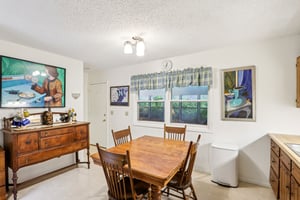 N4386 Friedel Ave-S0509-018.jpg