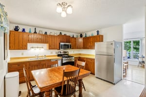 N4386 Friedel Ave-S0509-021.jpg