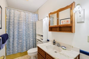 N4386 Friedel Ave-S0509-049.jpg