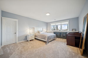 24_Interior