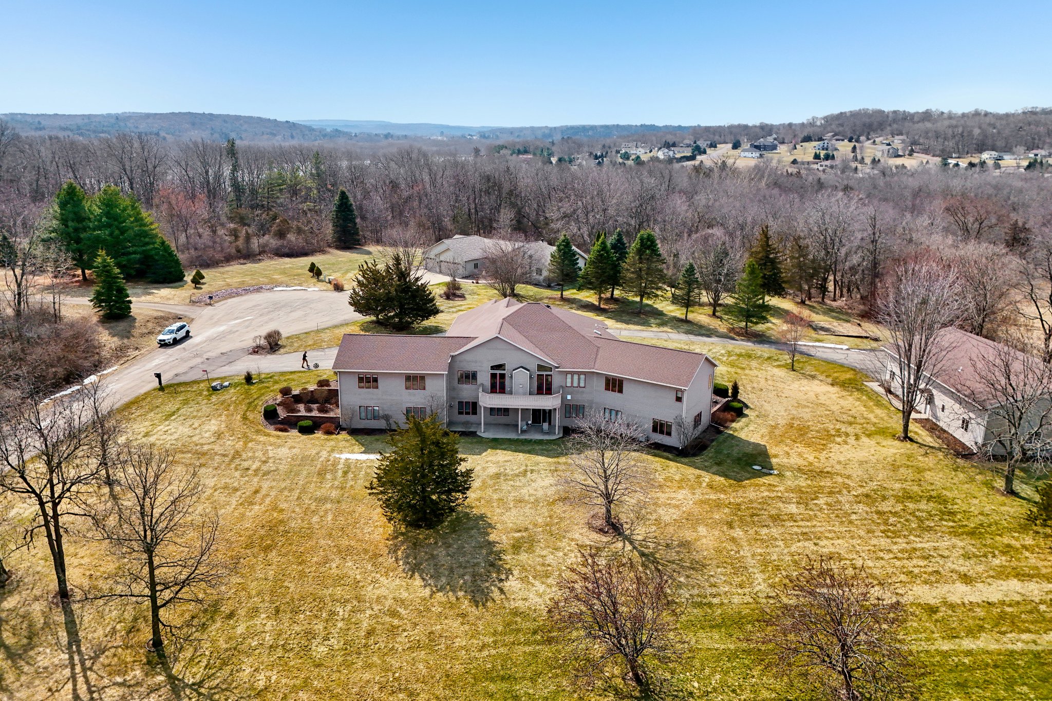 N4723 Ridgeview Dr-S2603-007.jpg