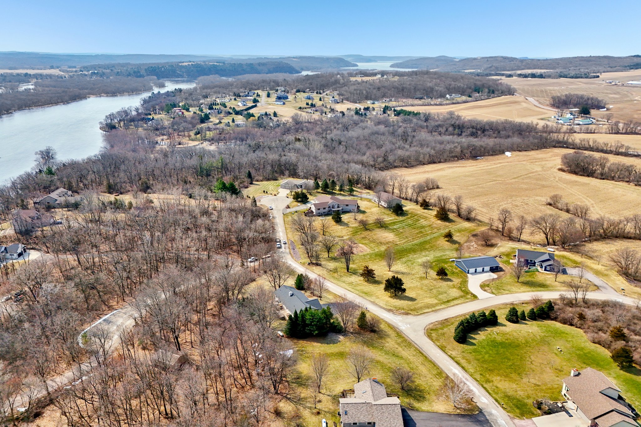 N4723 Ridgeview Dr-S2603-009.jpg