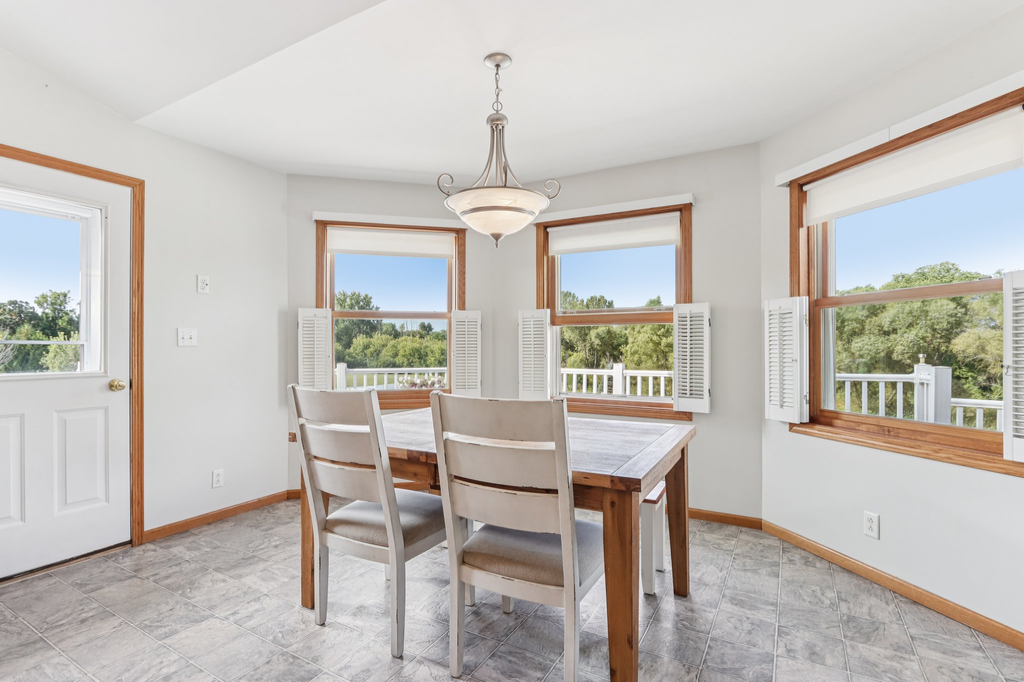 N5139 Granville Ct-S1109-026.jpg