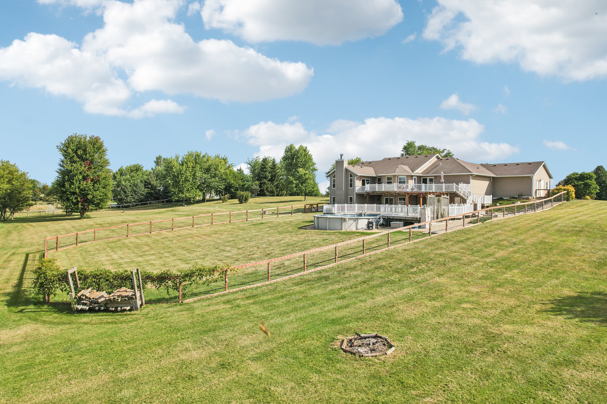 N5139 Granville Ct-S1109-072.jpg