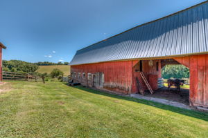 Barn