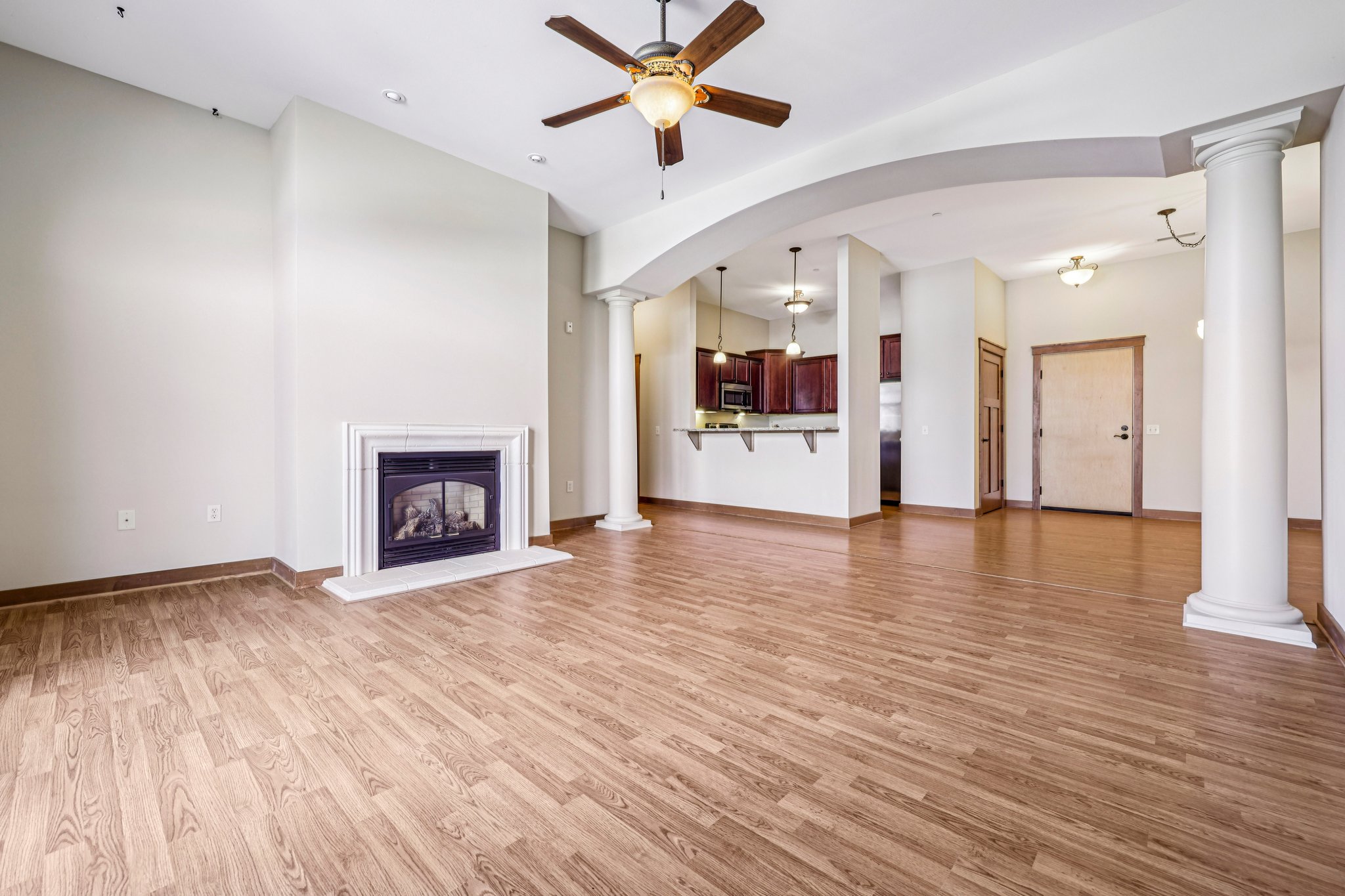 N51W34861 E Wisconsin Ave 1113-S3103-007.jpg