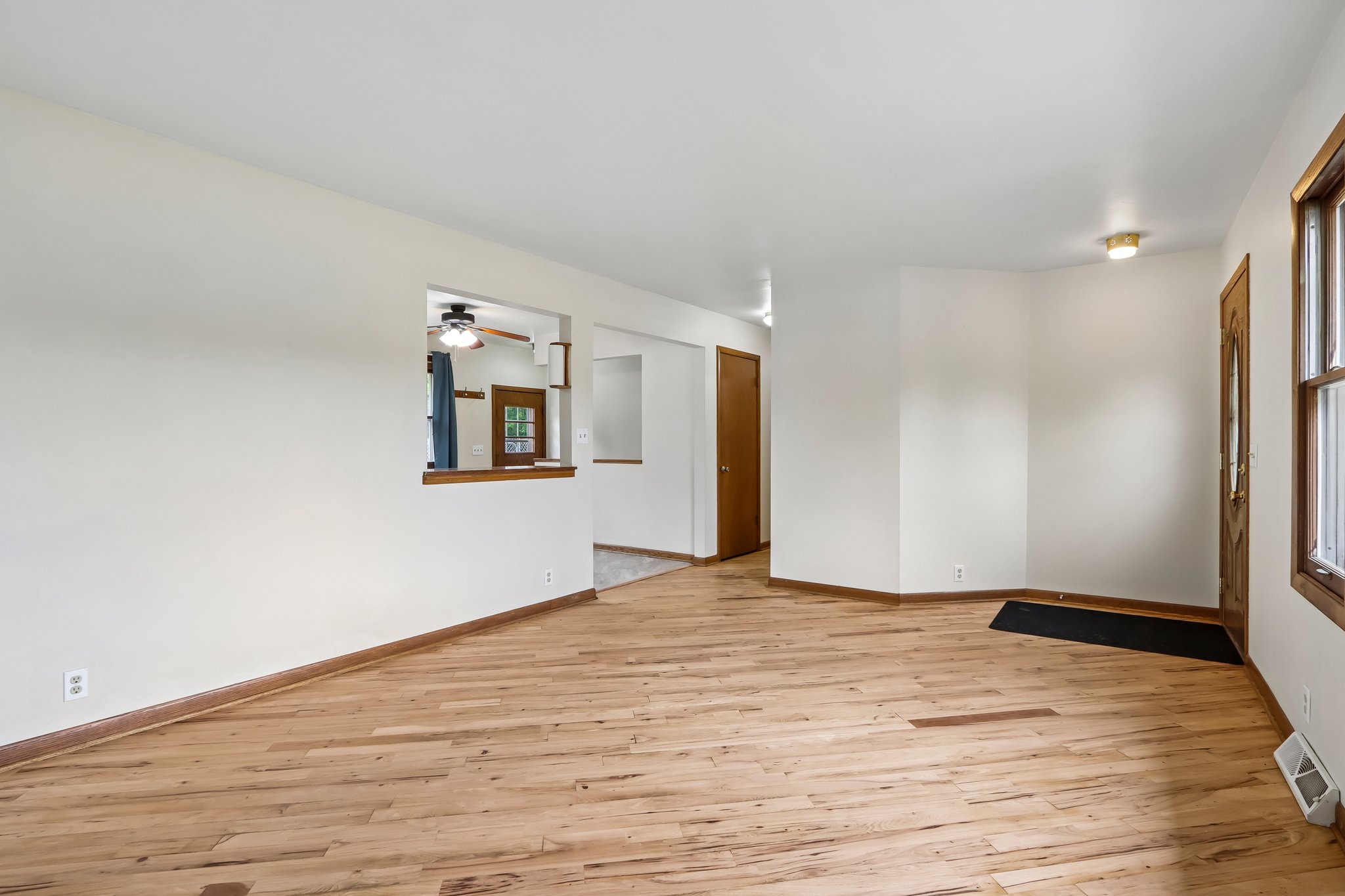 N5360 Bakertown Dr-S0108-009.jpg