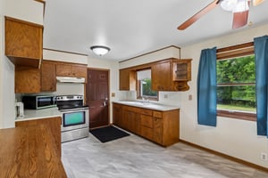 N5360 Bakertown Dr-S0108-014.jpg