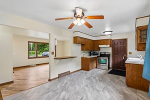 N5360 Bakertown Dr-S0108-019.jpg