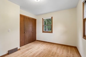 N5360 Bakertown Dr-S0108-024.jpg