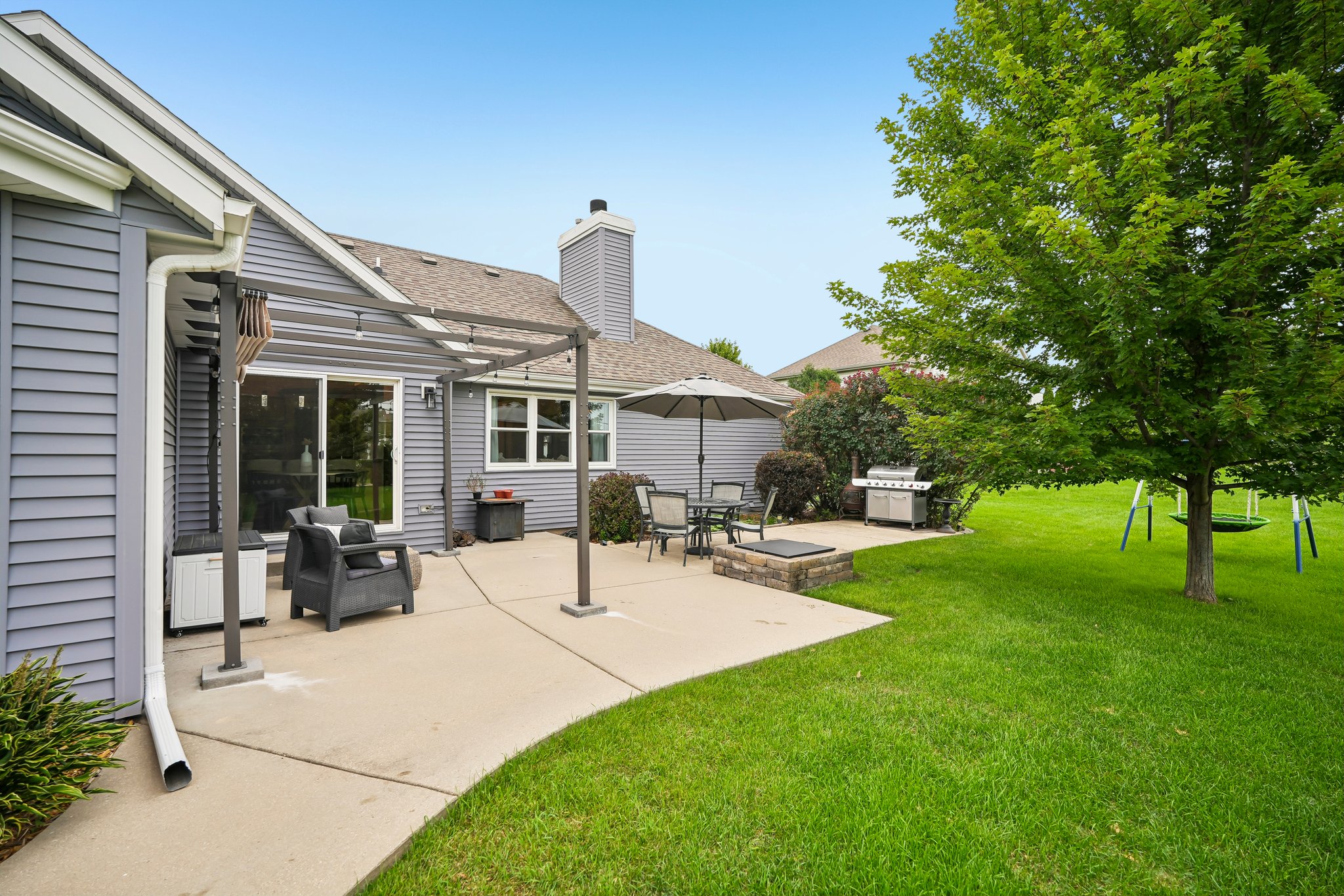 N64W13863 Cobblestone Dr-S1408-056.jpg