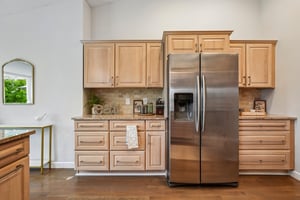 N64W13863 Cobblestone Dr-S1408-025.jpg