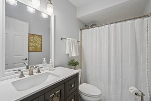 N64W13863 Cobblestone Dr-S1408-029.jpg