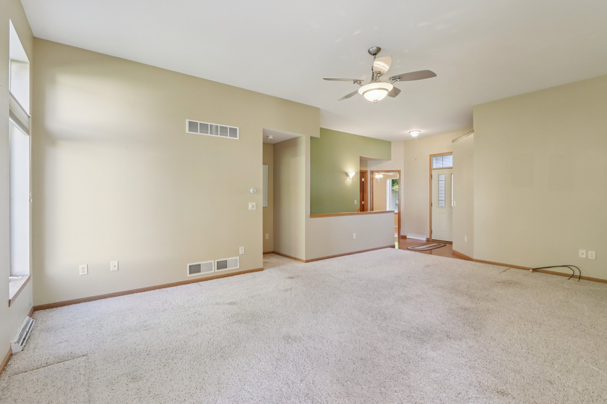 N6720 Clover Ln-S0910-006.jpg