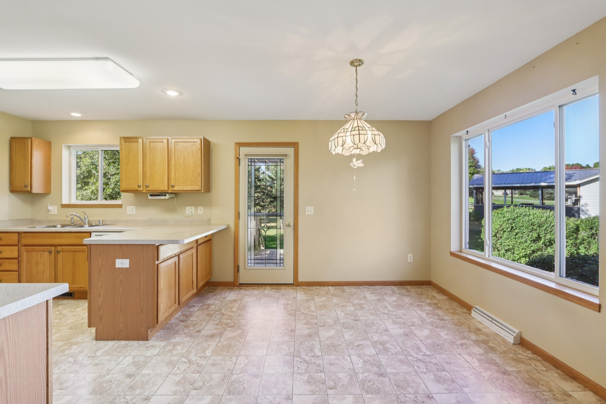 N6720 Clover Ln-S0910-011.jpg