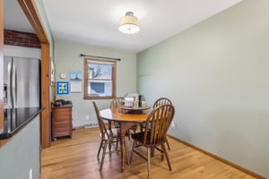 N86W14812 Rozanne Dr-0904-012.jpg