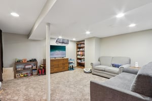 N86W14812 Rozanne Dr-0904-038.jpg
