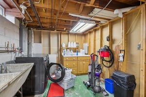 N86W14812 Rozanne Dr-0904-042.jpg