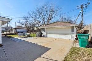 N86W14812 Rozanne Dr-0904-043.jpg