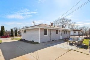 N86W14812 Rozanne Dr-0904-045.jpg