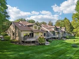 N900 Fairway Ln-S0210-063.jpg