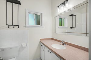  Photo 23