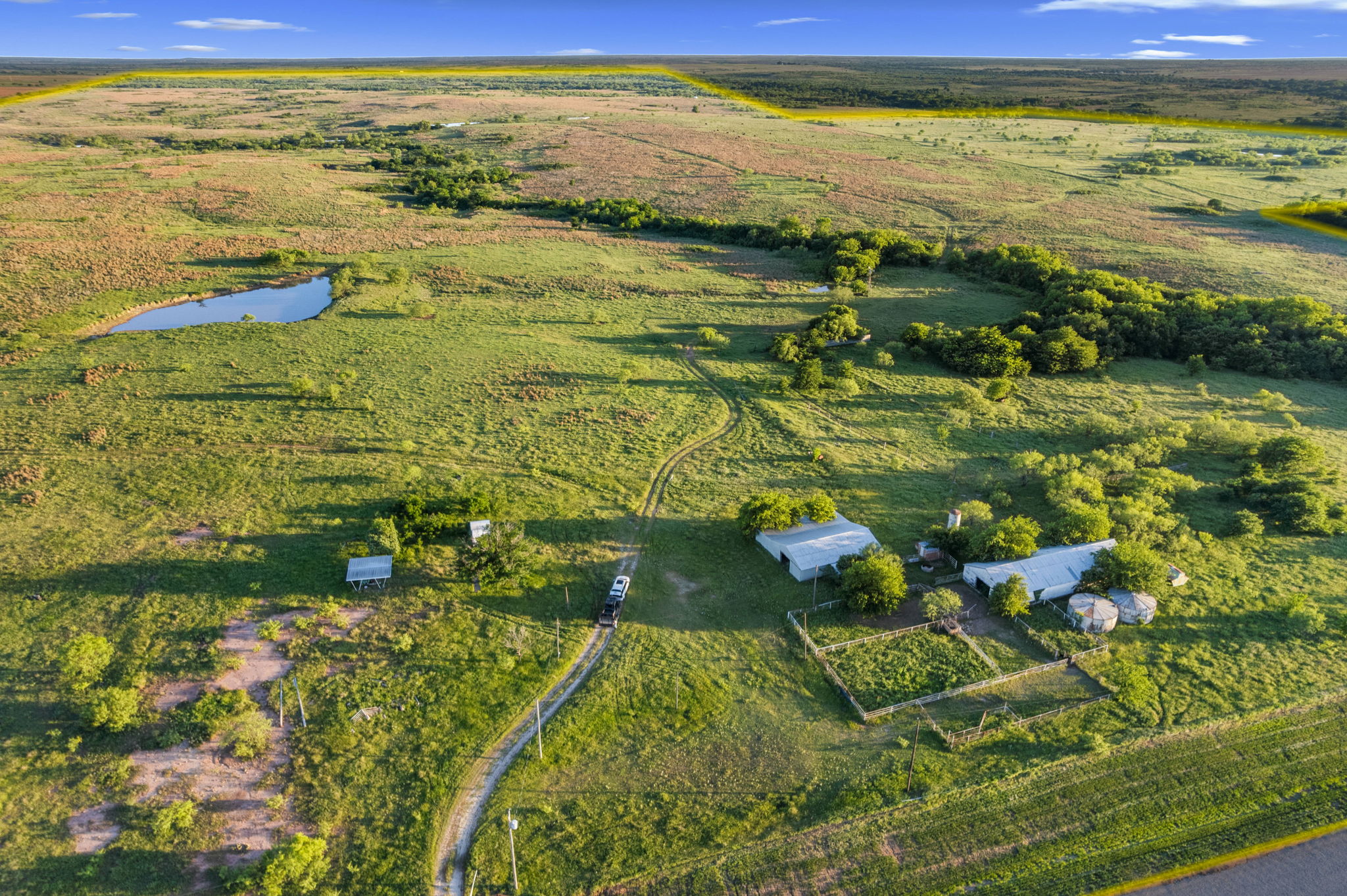  Photo 44