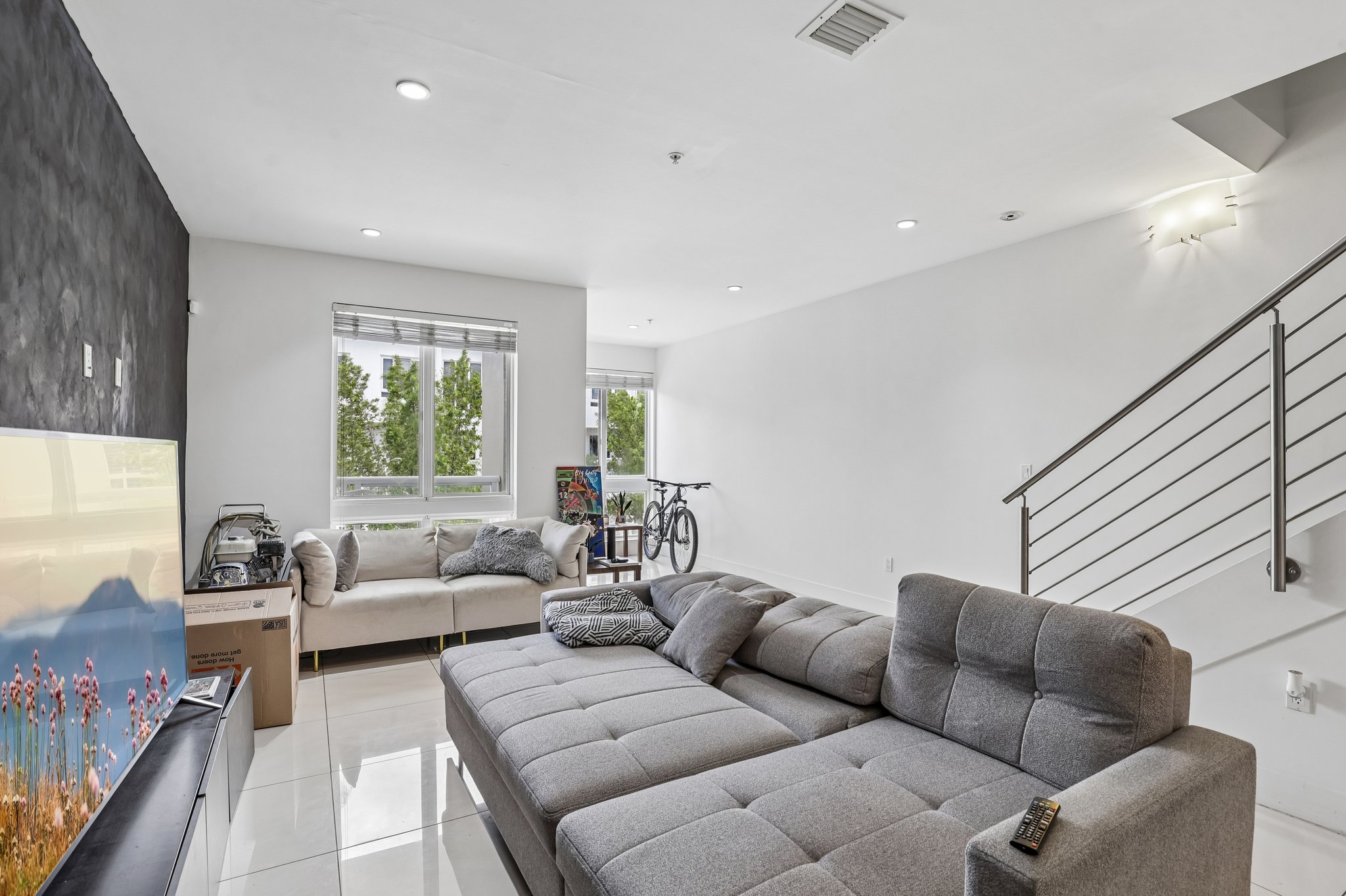 NW 63rd Terrace 203-S0706-009.jpg