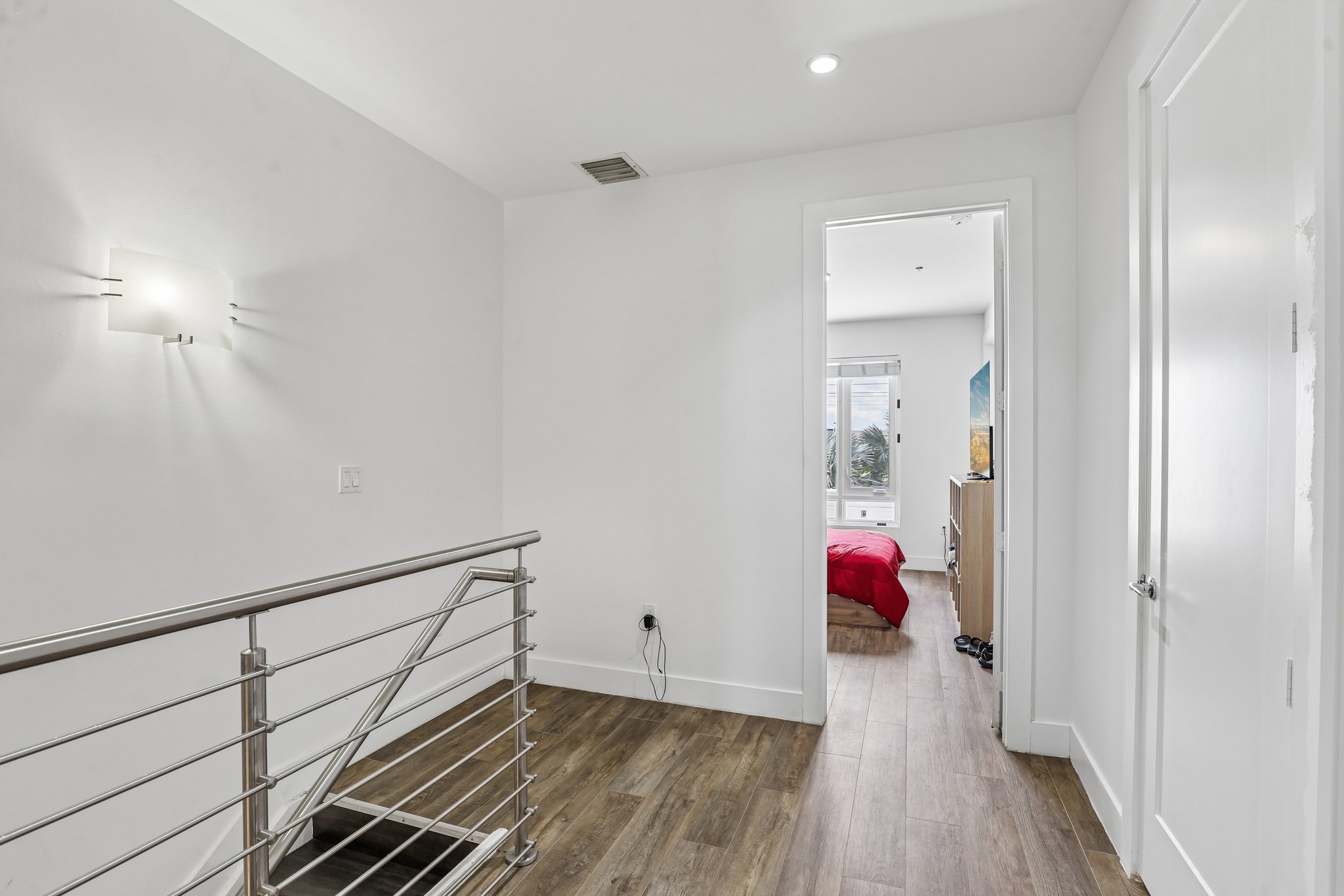 NW 63rd Terrace 203-S0706-024.jpg