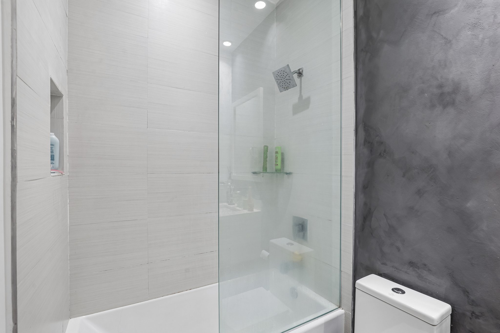 NW 63rd Terrace 203-S0706-029.jpg