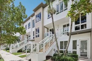 NW 63rd Terrace 203-S0706-001.jpg