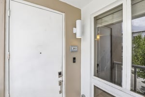 NW 63rd Terrace 203-S0706-004.jpg