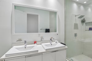 NW 63rd Terrace 203-S0706-035.jpg